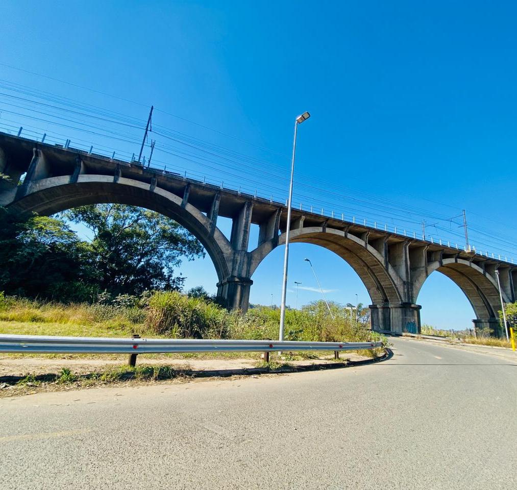 Concrete arch rail viaduct, Gauteng